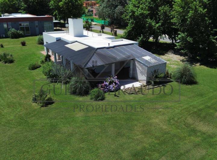 Casa · 115m² · 4 Ambientes · 1 Cochera