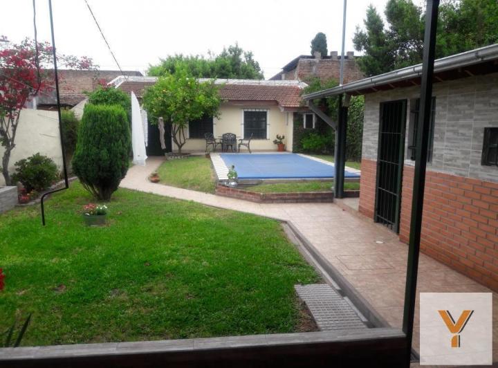 Casa · 170m² · 3 Ambientes · 1 Cochera