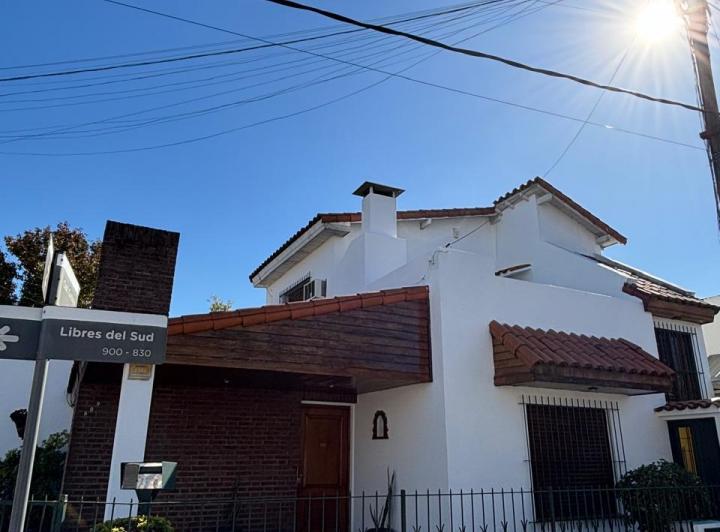 Casa · 120m² · 4 Ambientes · 1 Cochera