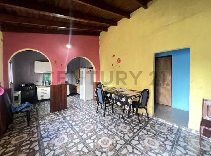 Casa · 80m² · 3 Ambientes · 1 Cochera