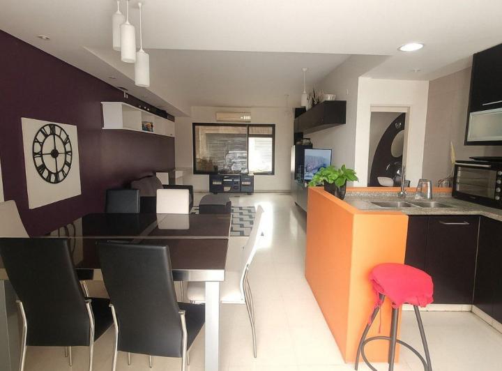 Casa · 116m² · 3 Ambientes · 2 Cocheras