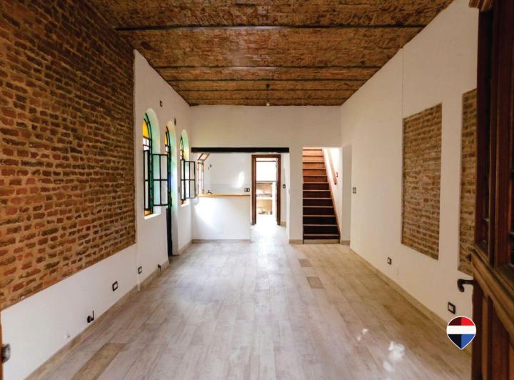 Casa · 120m² · 5 Ambientes · 1 Cochera