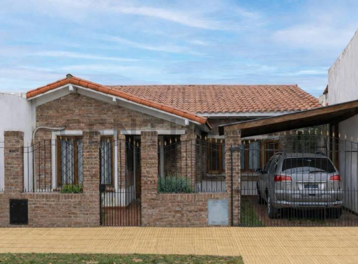 Casa · 115m² · 3 Ambientes · 1 Cochera