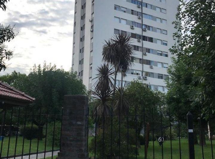 Departamento · 68m² · 4 Ambientes · 1 Cochera