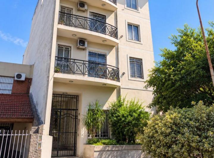 Departamento · 80m² · 3 Ambientes · 1 Cochera