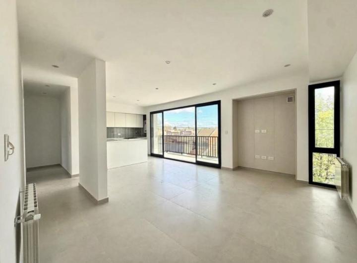 Departamento · 81m² · 3 Ambientes · 1 Cochera