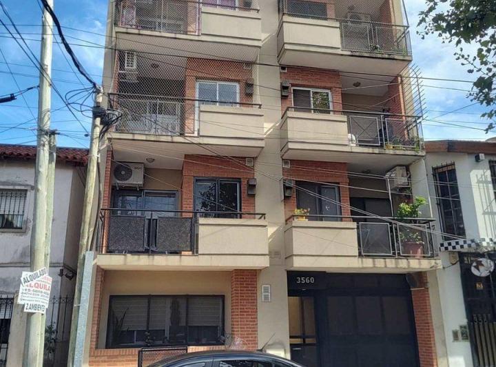 Departamento · 42m² · 2 Ambientes · 1 Cochera