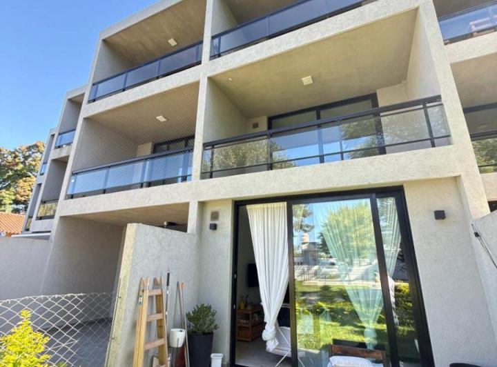 Departamento · 58m² · 2 Ambientes · 1 Cochera