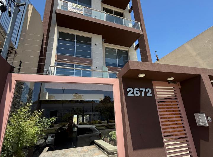 Departamento · 65m² · 2 Ambientes · 1 Cochera