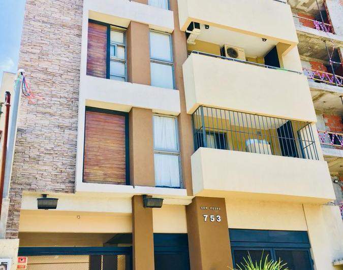 Departamento · 68m² · 3 Ambientes · 2 Cocheras
