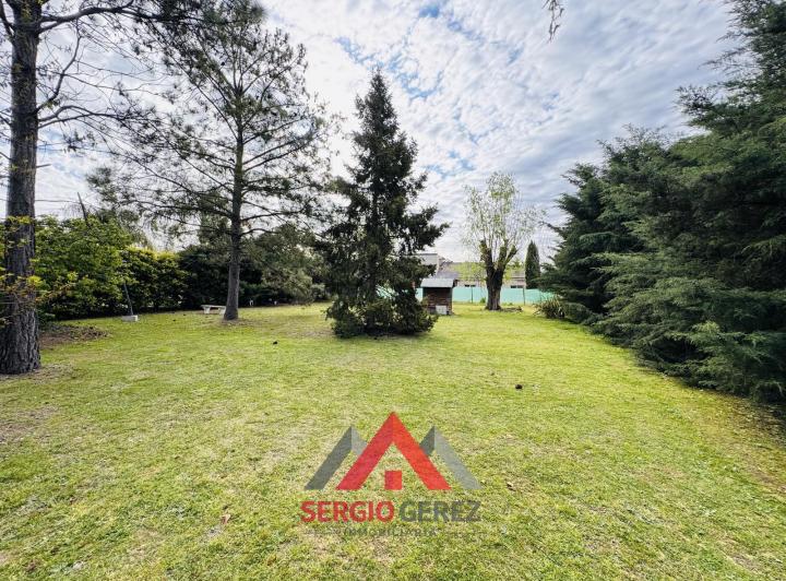 Terreno · 916m²