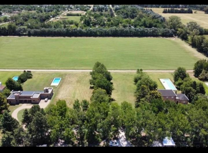 Terreno · 2500m²