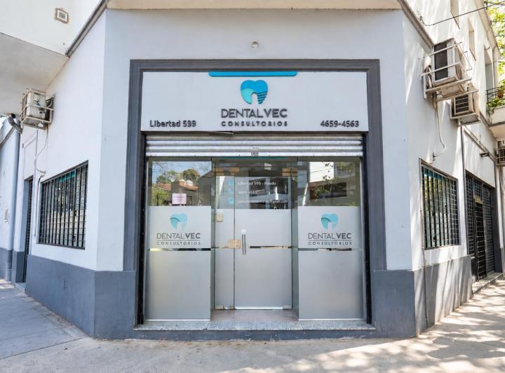 Local comercial · 122m² · 7 Ambientes