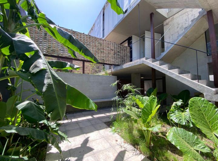 Casa · 90m² · 4 Ambientes · 1 Cochera