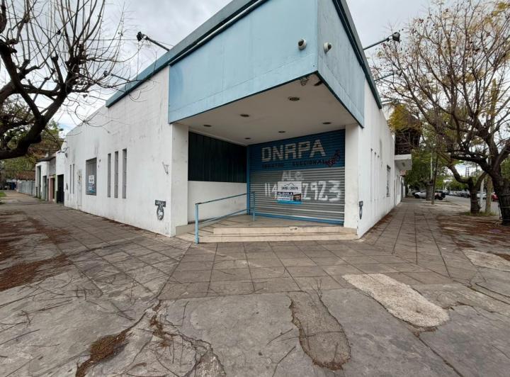 Local comercial · 400m² · 5 Ambientes