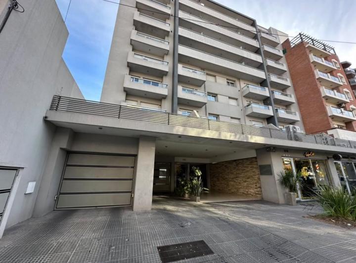 Departamento · 45m² · 2 Ambientes · 1 Cochera