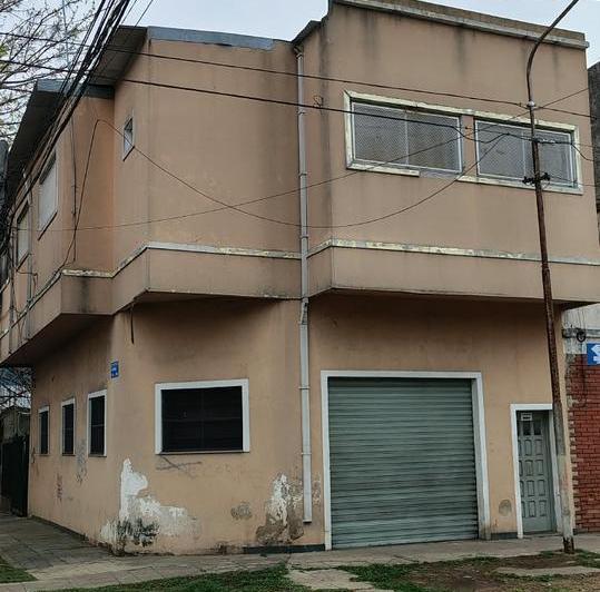 Bodega-Galpón · 80m²
