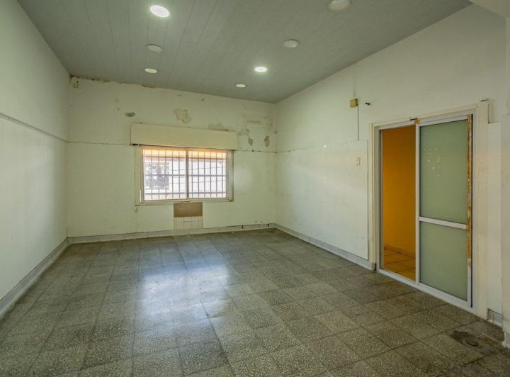 Depósito · 229m²