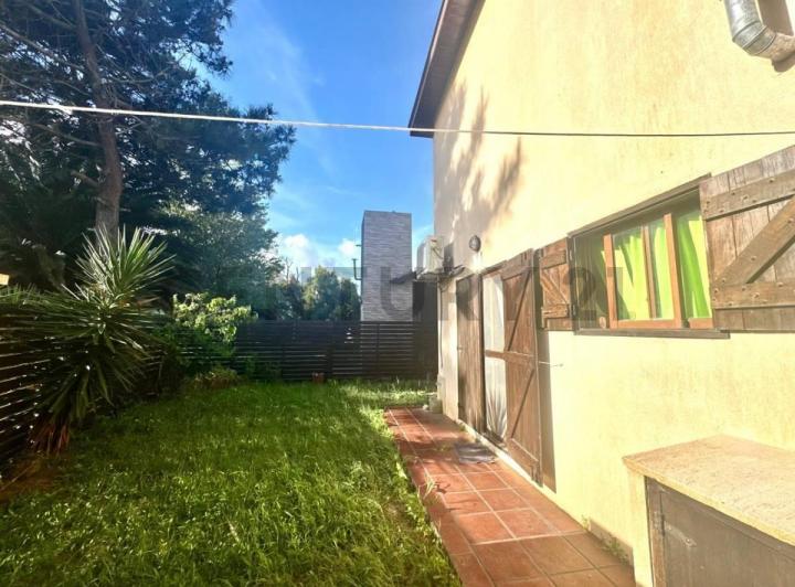 Casa · 63m² · 3 Ambientes · 1 Cochera
