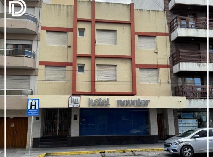 Casa · 1000m²