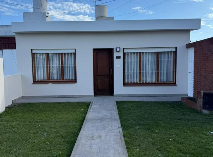 Casa · 57m² · 3 Ambientes · 1 Cochera