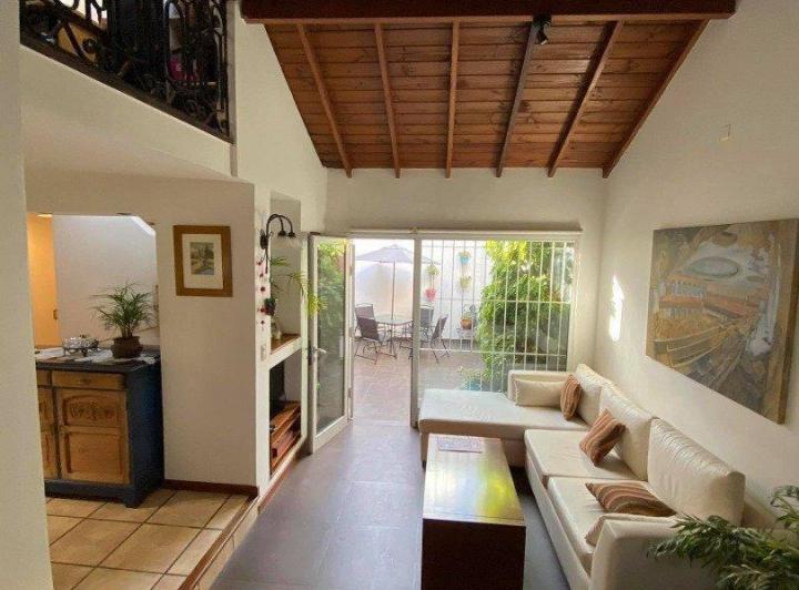 Casa · 161m² · 4 Ambientes · 1 Cochera