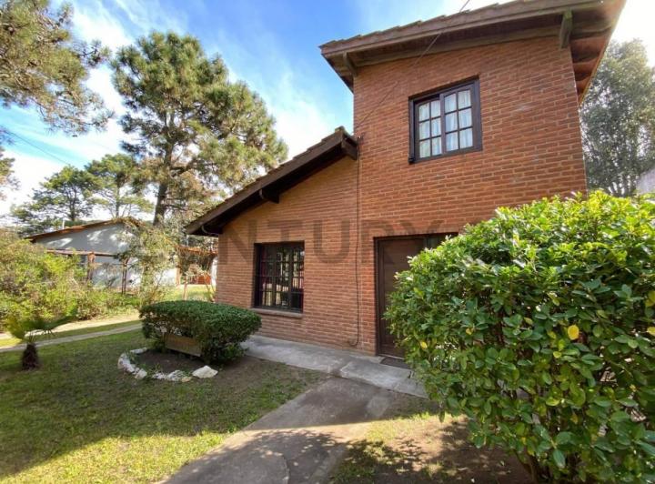 Casa · 120m² · 4 Ambientes · 1 Cochera