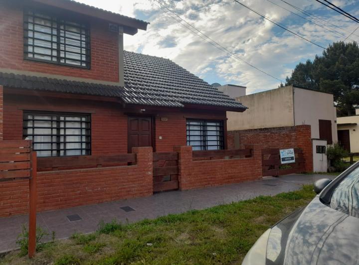 Casa · 75m² · 3 Ambientes · 1 Cochera