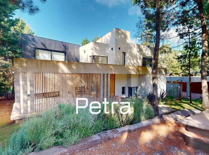 Casa · 250m² · 7 Ambientes