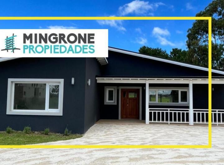 Casa · 193m² · 6 Ambientes · 1 Cochera