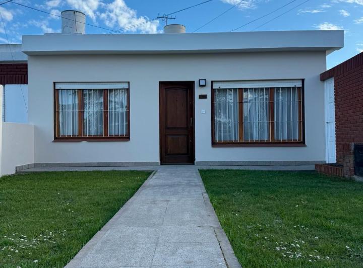 Casa · 228m² · 3 Ambientes · 1 Cochera