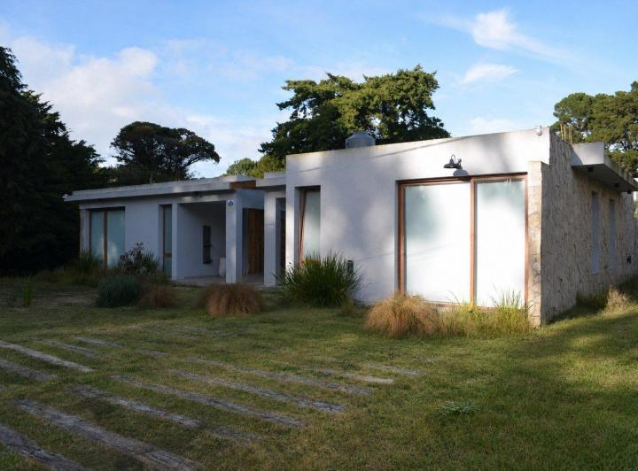 Casa · 132m² · 6 Ambientes · 4 Cocheras