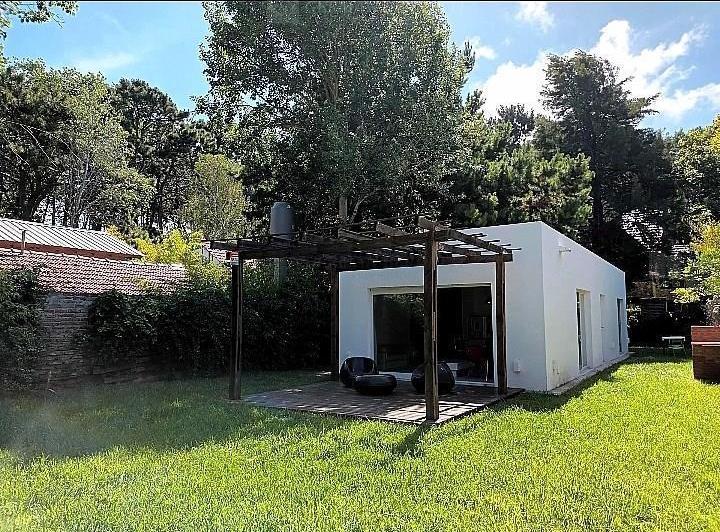 Casa · 100m² · 3 Ambientes · 1 Cochera