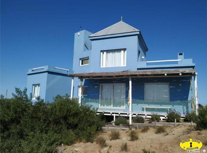 Casa · 280m² · 5 Ambientes · 5 Cocheras