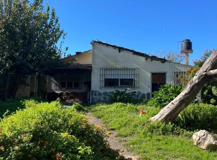 Casa · 525m² · 4 Ambientes · 1 Cochera
