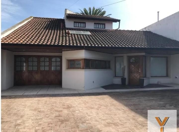 Casa · 265m² · 4 Ambientes