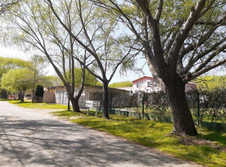 Casa · 220m² · 5 Ambientes · 2 Cocheras