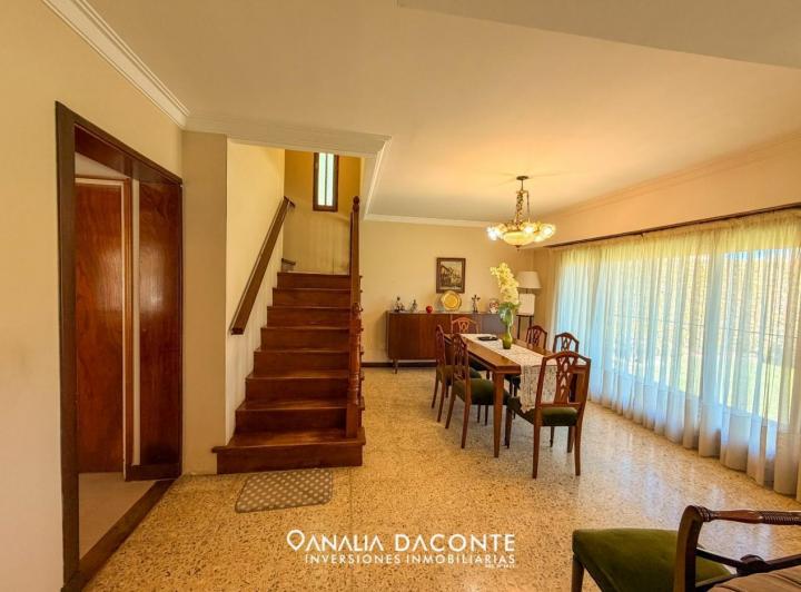 Casa · 126m² · 4 Ambientes · 2 Cocheras