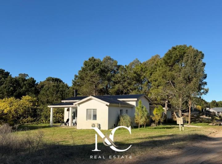 Casa · 141m² · 6 Ambientes