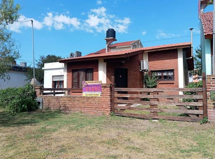Casa · 60m² · 3 Ambientes · 1 Cochera