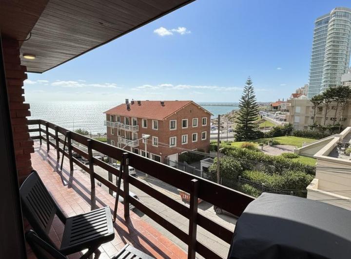 Departamento · 82m² · 2 Ambientes · 1 Cochera