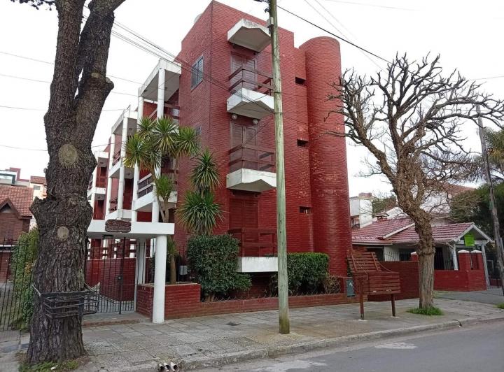 Departamento · 45m² · 2 Ambientes · 1 Cochera