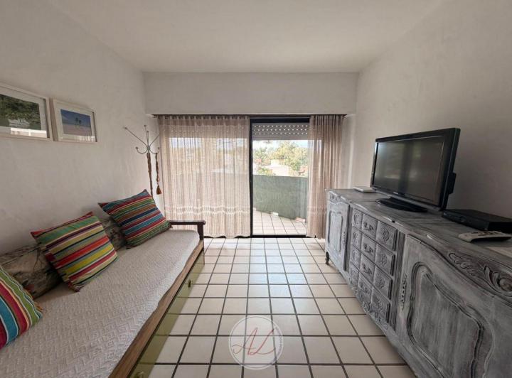 Departamento · 50m² · 2 Ambientes · 1 Cochera