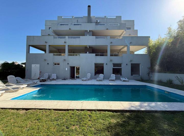 Departamento · 64m² · 3 Ambientes · 1 Cochera