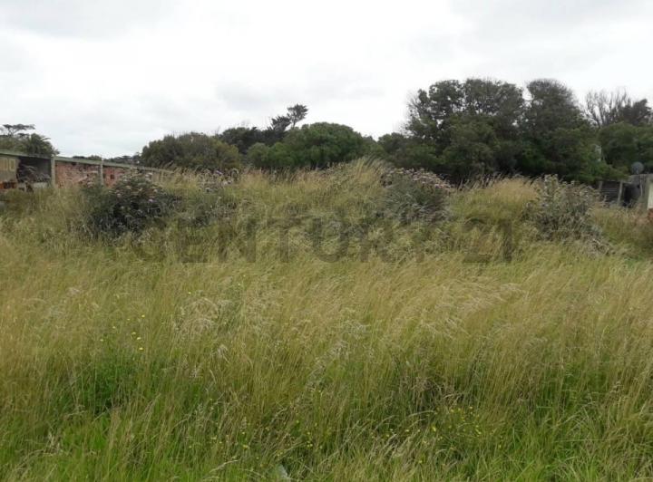 Terreno · 1048m²