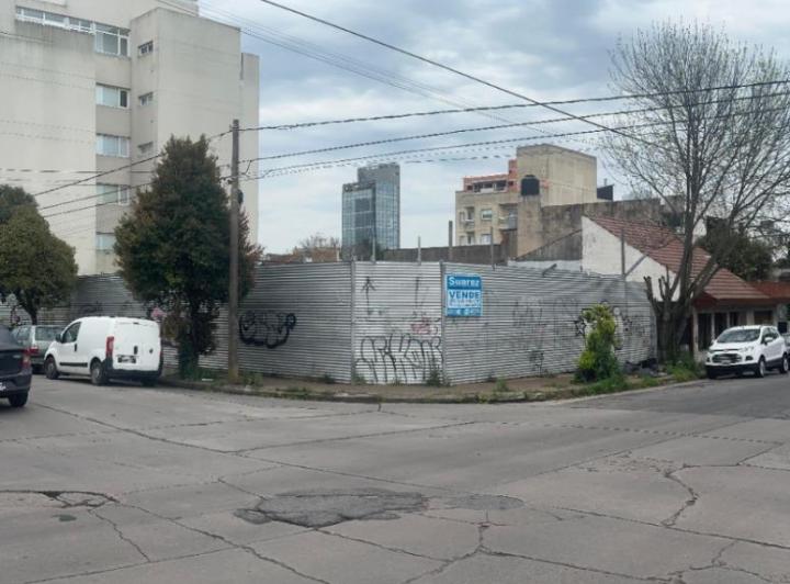 Terreno · 460m²