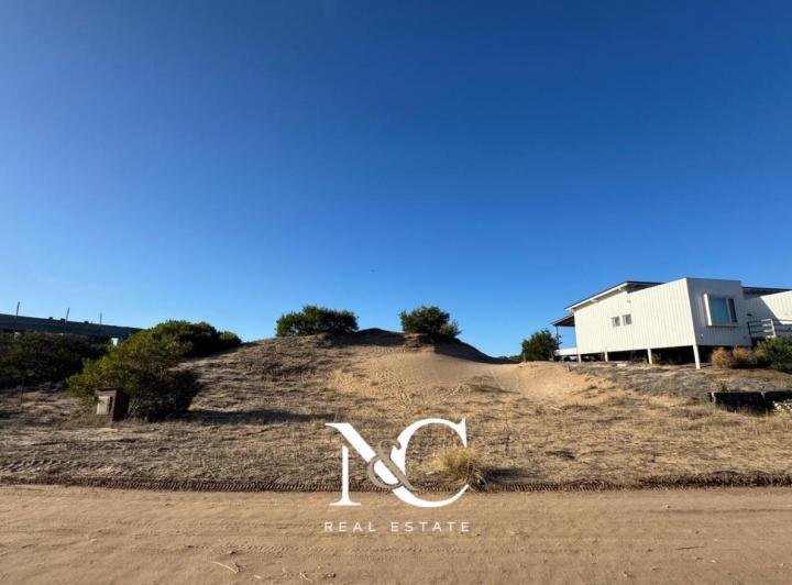 Terreno · 910m²