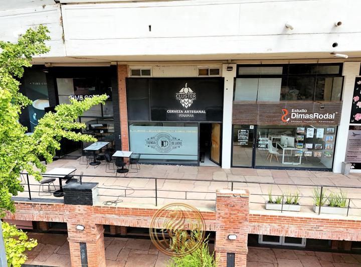 Local comercial · 100m² · 3 Ambientes