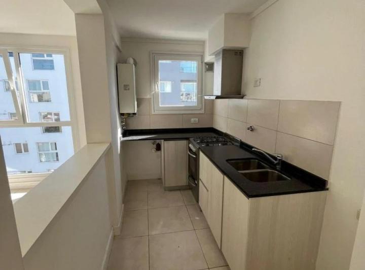 Departamento · 40m² · 2 Ambientes · 1 Cochera
