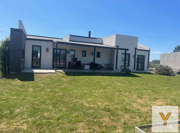 Casa · 130m² · 4 Ambientes